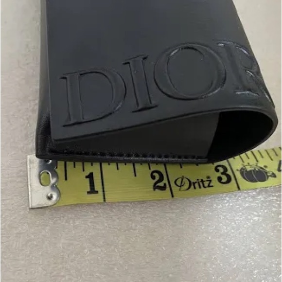 DIOR - Picture 1 of 2